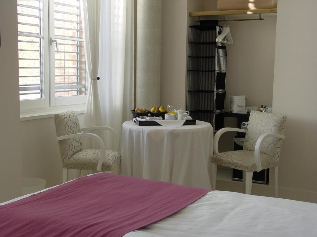 Hotel L'Armateur Moissac Zimmer foto